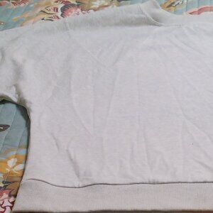 MEROKETTY SWEATSHIRT SIZE LARGE